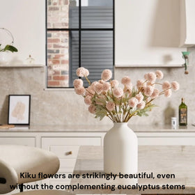 RyddeligHome silk flowers stay vibrant year-round in any season.