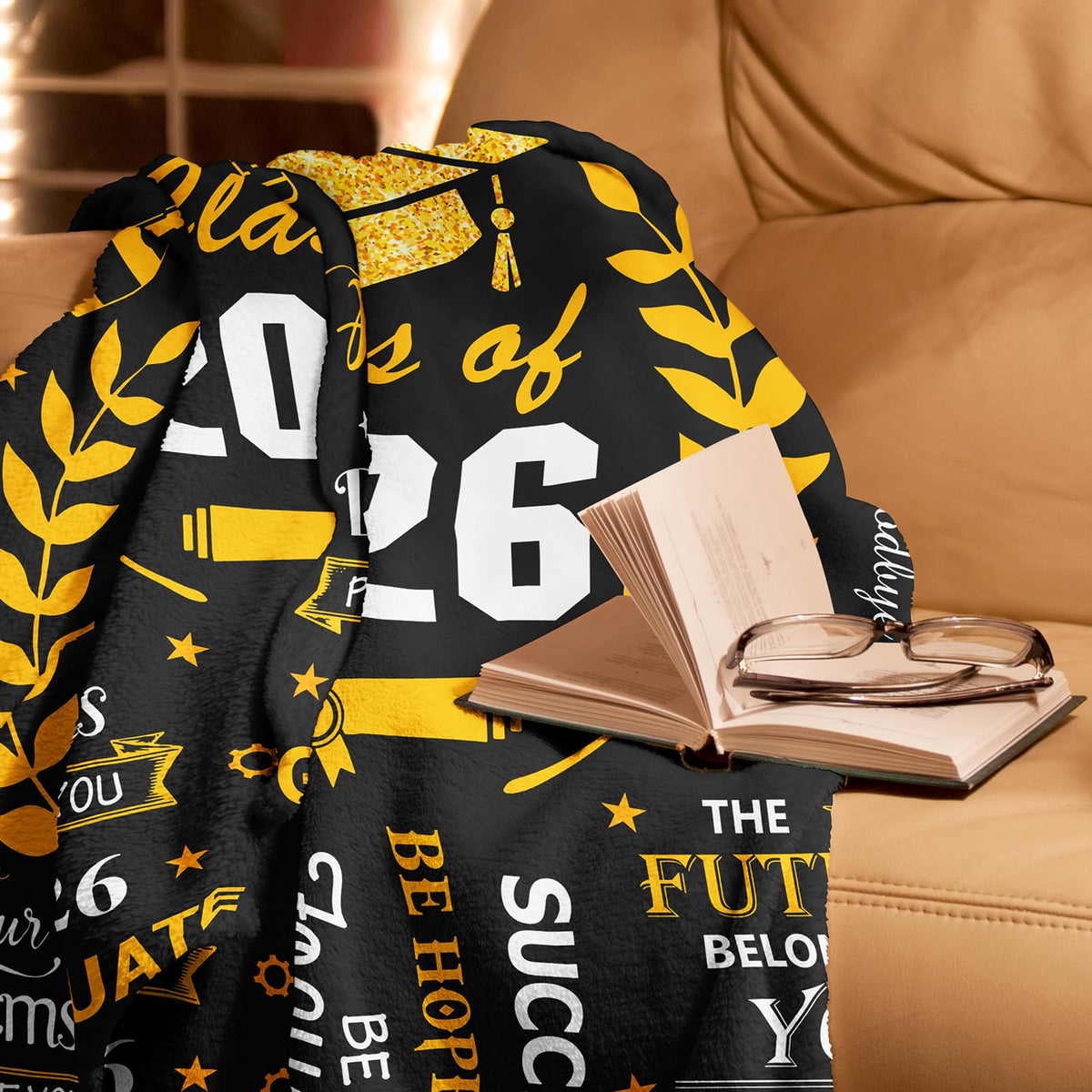 Ryubein graduation blanket gift-ready packaging for grads.