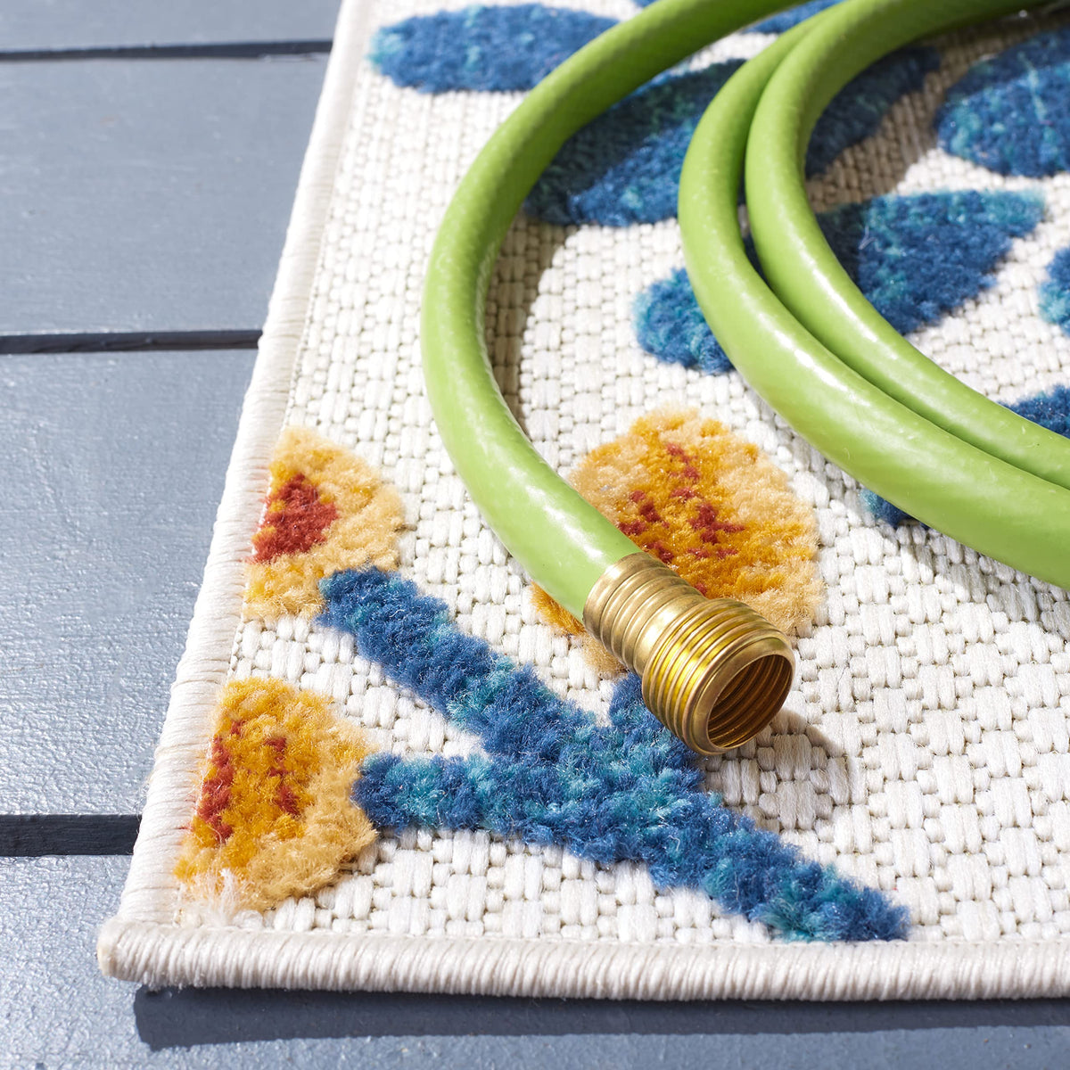 Close-up of Safavieh Cabana rug showing tight weave and resilience