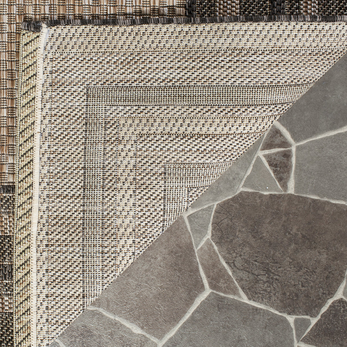 Safavieh Courtyard CY8475 rug easy-clean surface supports quick maintenance.