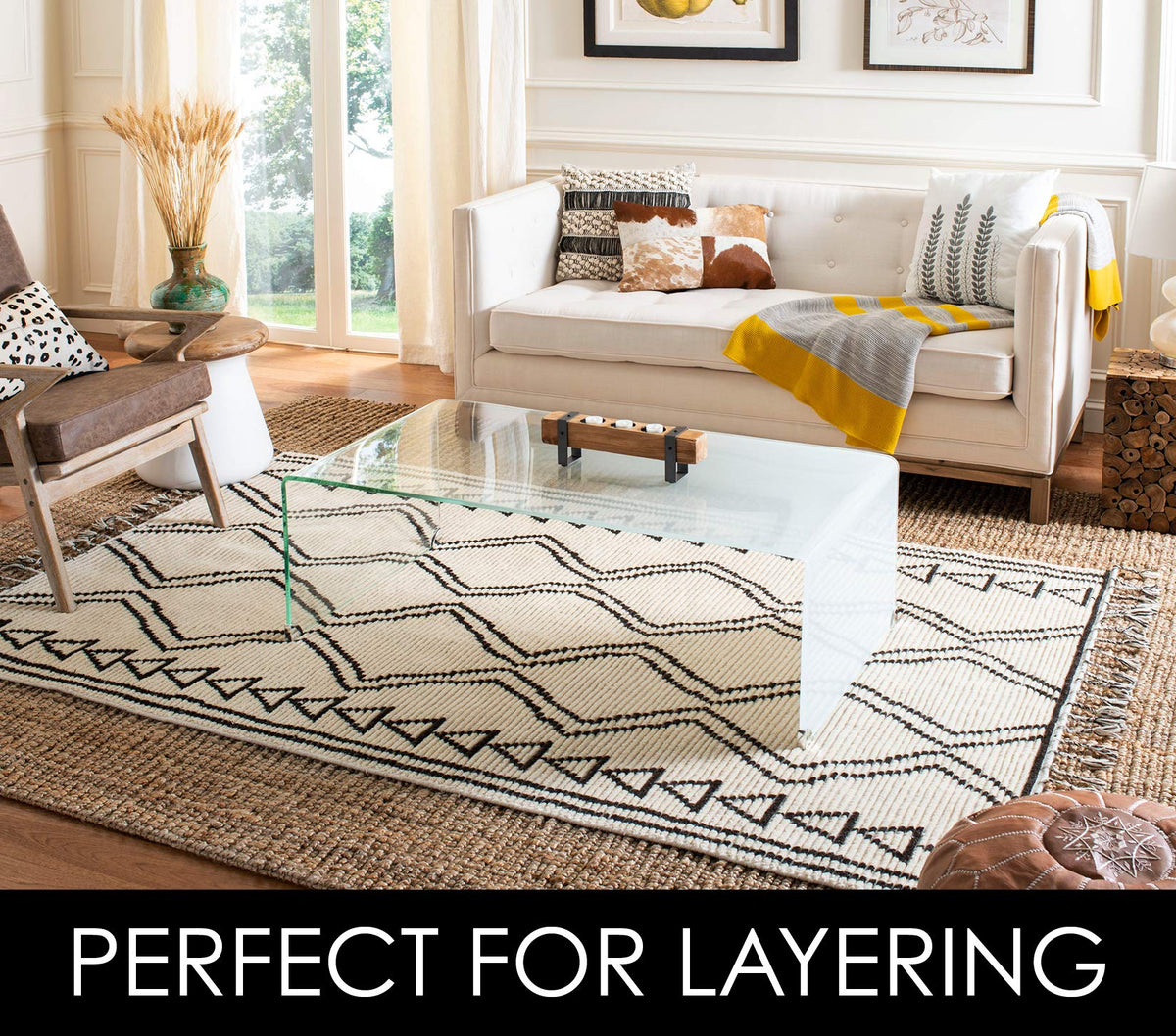SAFAVIEH natural fiber rug in dining area enhances casual sophistication