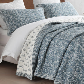 SahSahCasa quilt set queen in white and grayish-blue for a fresh, breathable bedroom refresh.