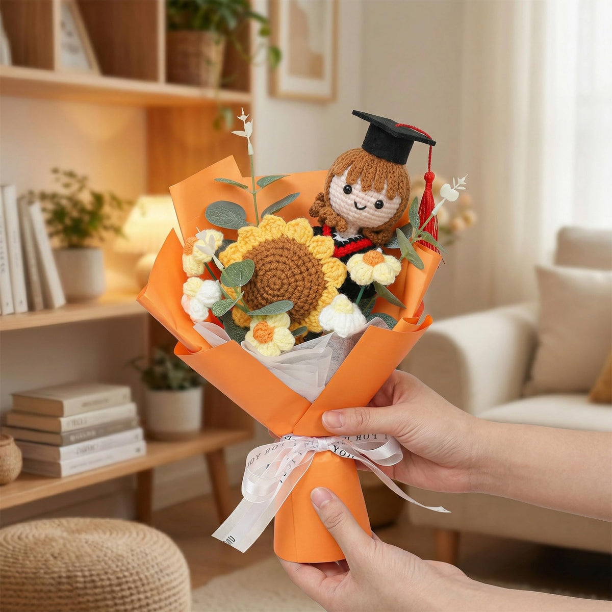 Saiguomi full 12-inch bouquet demonstrates a display-ready keepsake