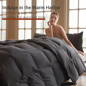 Saisier 8 corner tabs ensure secure duvet cover attachment for a tidy bed