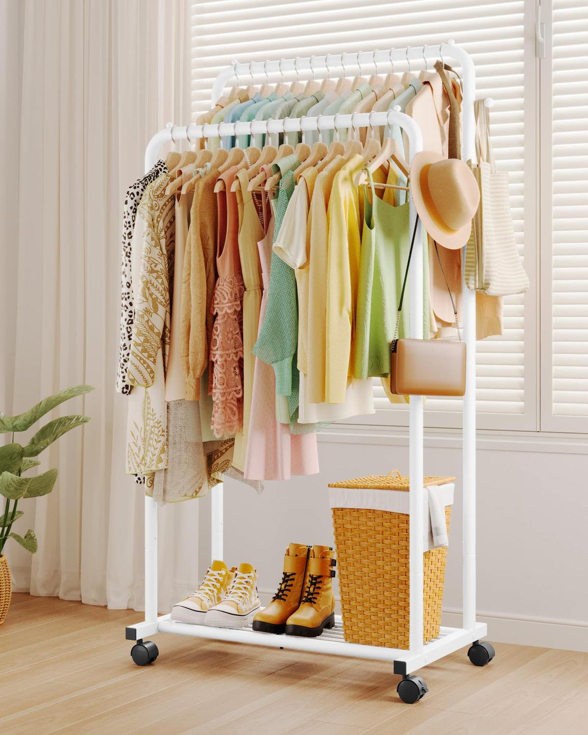 Sakugi mesh-bottom shelf keeps items secure while organizing folded garments and accessories.