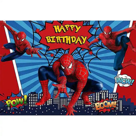 Saleix Spidey cake topper crowns the cake with hero flair.