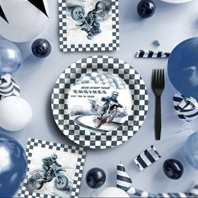 SamPartyShop off-road birthday decor captures track-ready atmosphere for guests