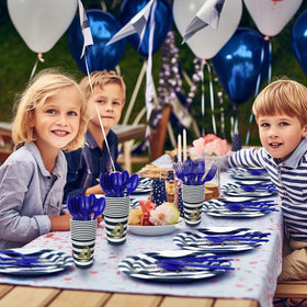 SampartyShop sailboat decor enhances nautical ambiance for any celebration.