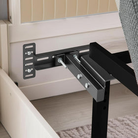 Sancunhui hardware pack includes bolts, nuts, and wrenches.
