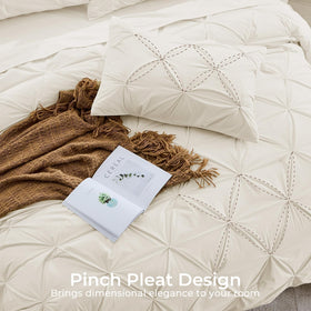 Sasttie beige comforter 82x86 with even fill for cozy warmth.