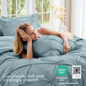 Sasttie bed-in-a-bag contents laid out for a fresh refresh