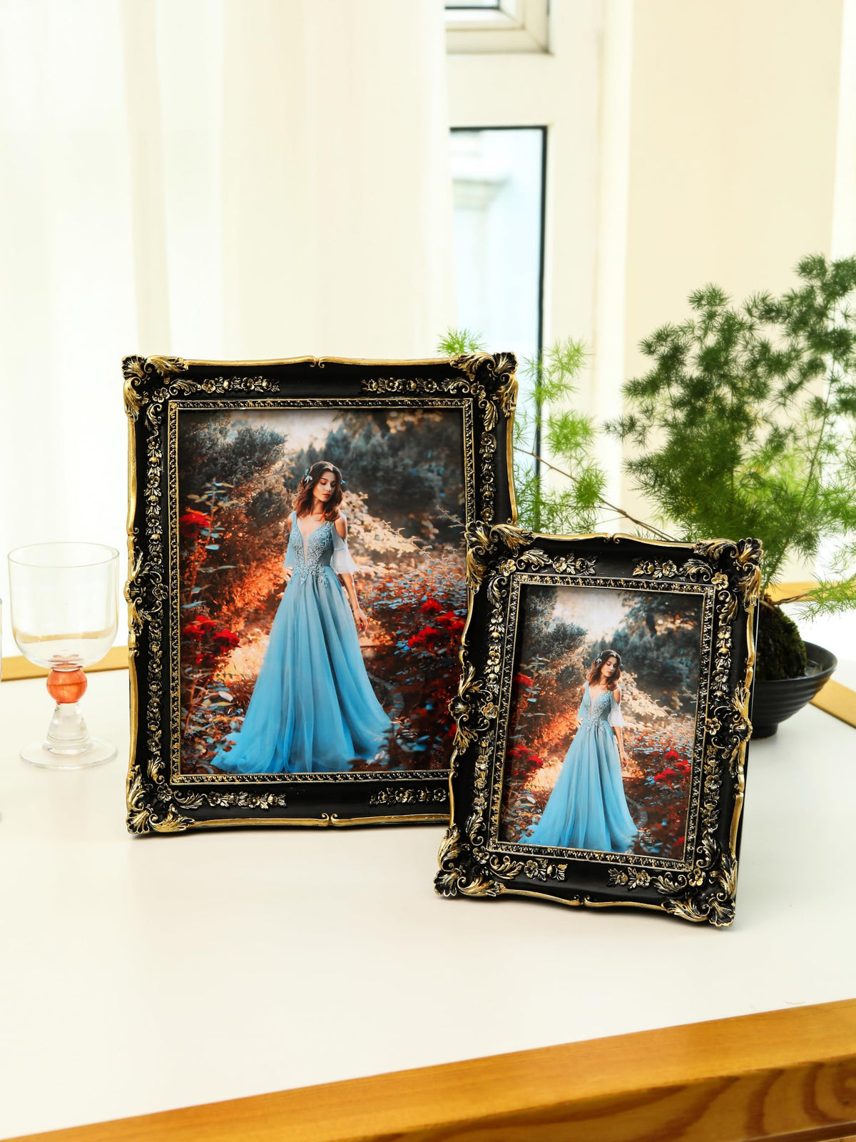 Satmole frame with glass front showcasing a clear view of a portrait