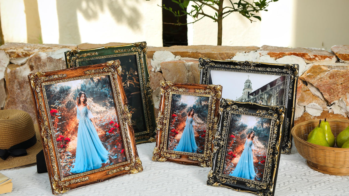 Satmole gift-ready vintage frame for special occasions