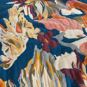 Gift-ready SE SOFTEXLY blanket styled as a thoughtful present