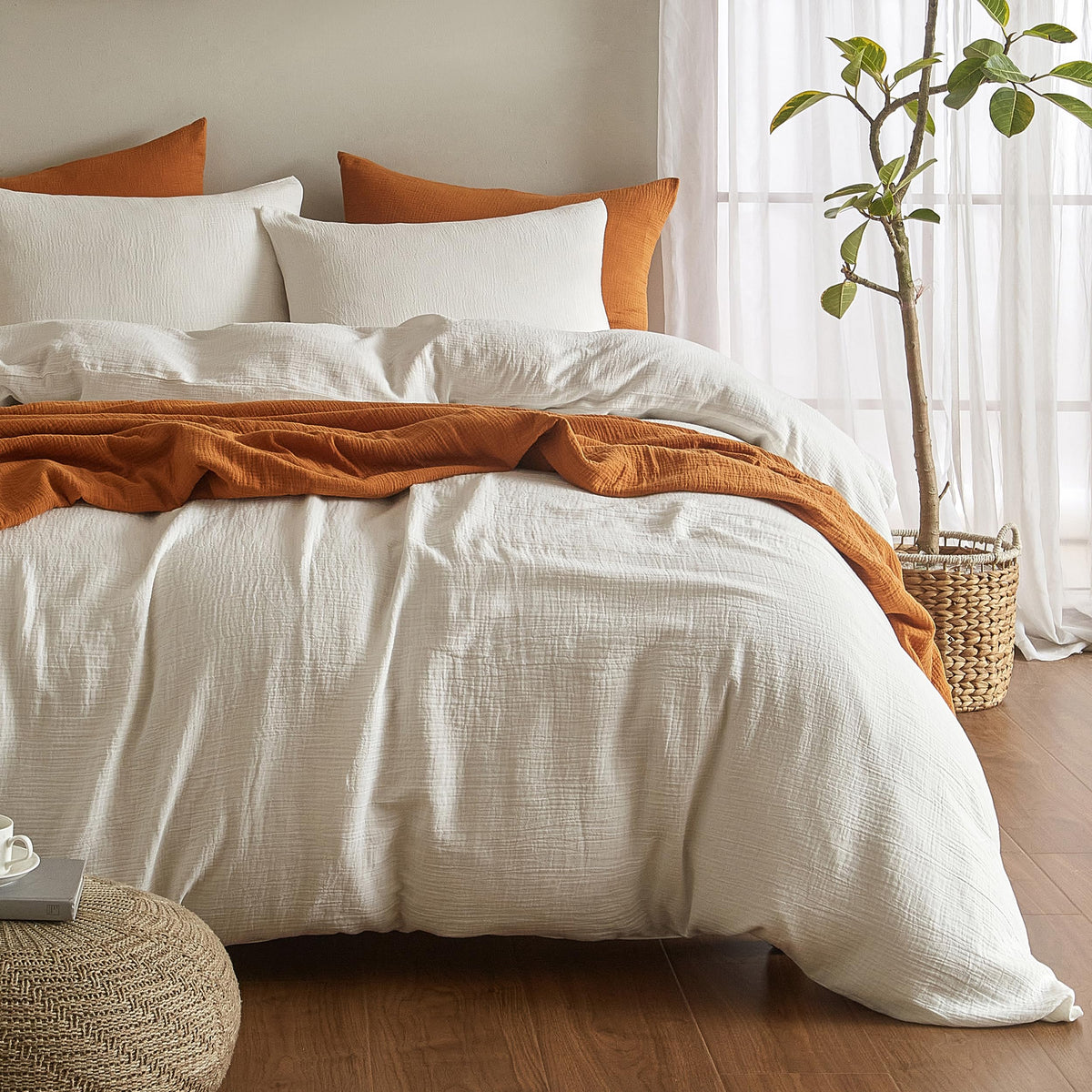 SE SOFTEXLY Muslin duvet cover queen size close-up fabric showing breathable cotton texture