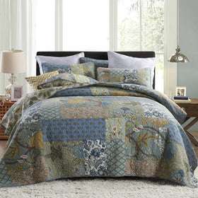 Secgo queen comforter set on bed in green sage tones showing year-round coziness