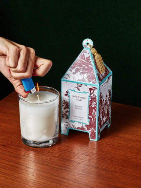 Seda France Japanese Quince candle wax emphasizing paraffin formulation for aroma release.