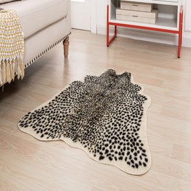 Seek4comfortable leopard print rug side view showcases plush texture