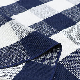 SEEKSEE Buffalo Plaid outdoor rug complements farmhouse decor year-round
