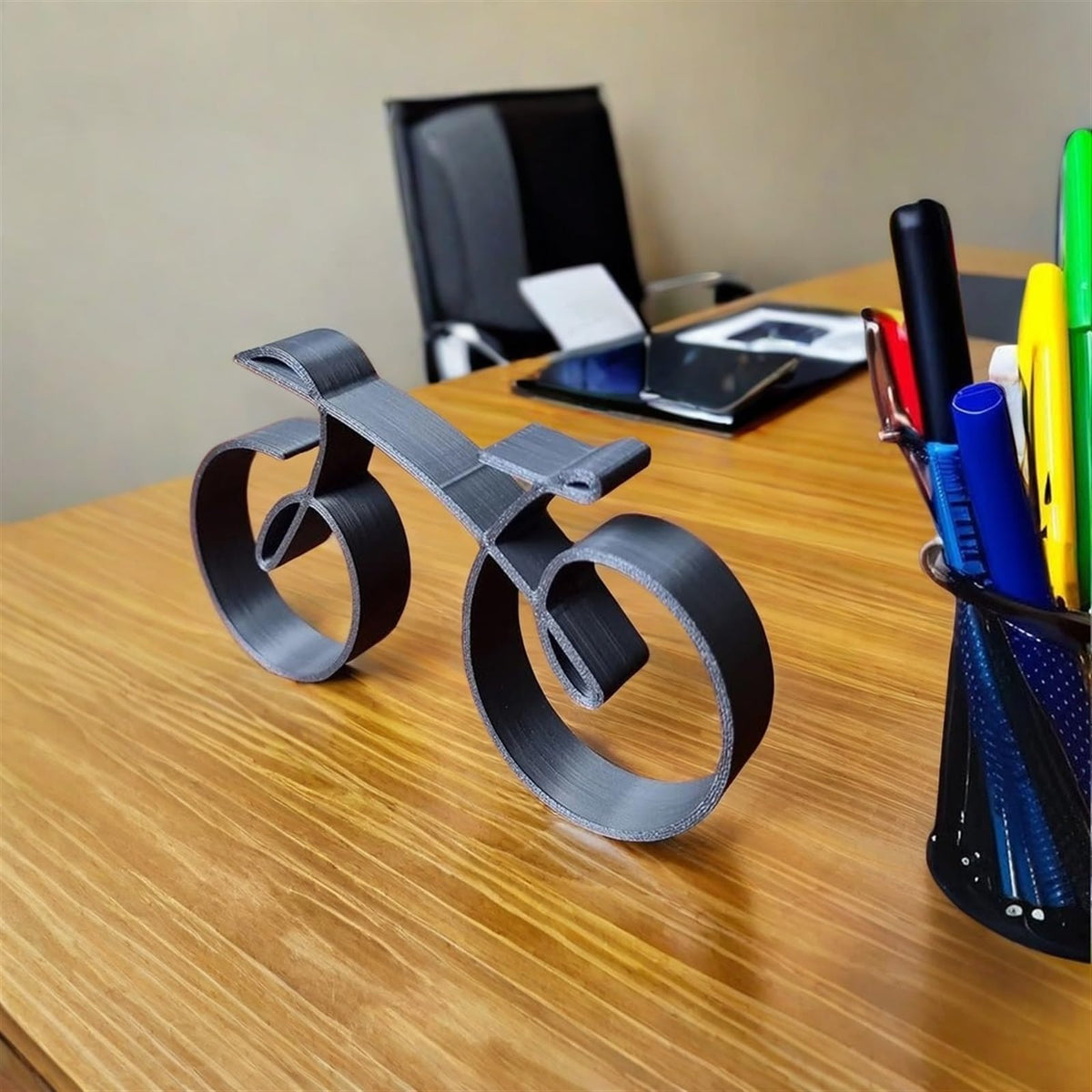 SENIDIKE bicycle sculpture as desk decor, perfect gift for cyclists.