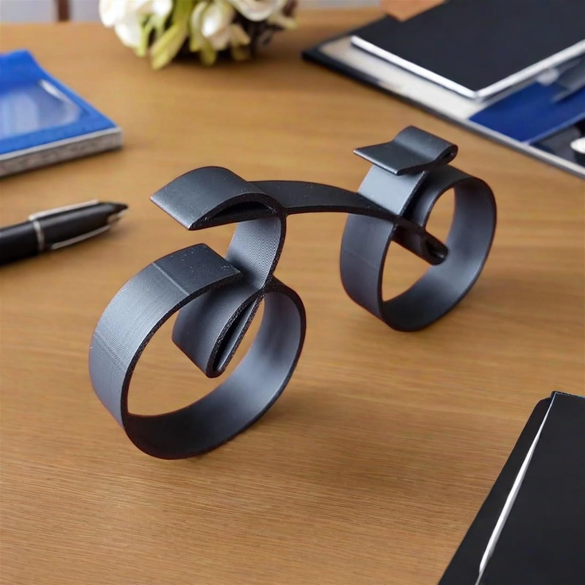 SENIDIKE bicycle sculpture gift-ready, stylish accent for home or office.