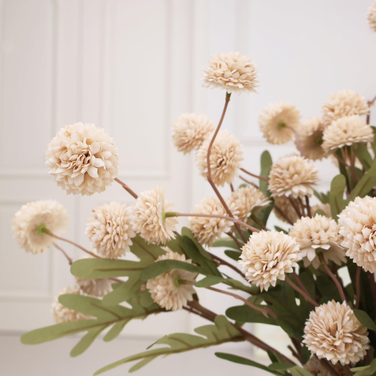 Senjie fake Kiku table-decor for farmhouse rustic or modern interiors.