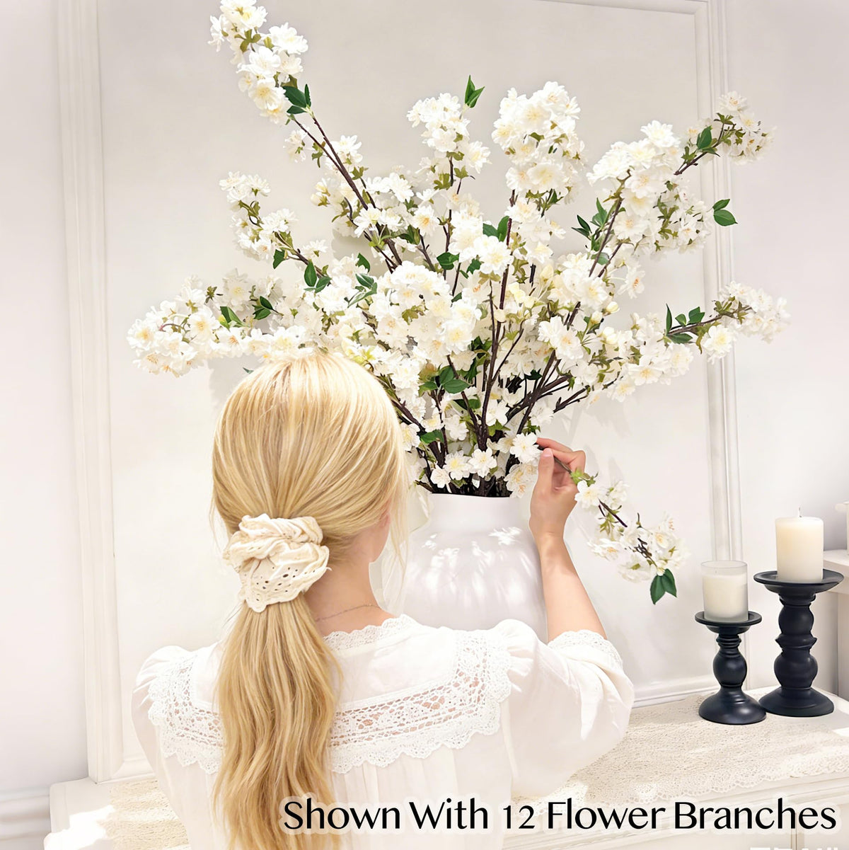 Senjie living room decor featuring cherry blossoms for warm ambiance