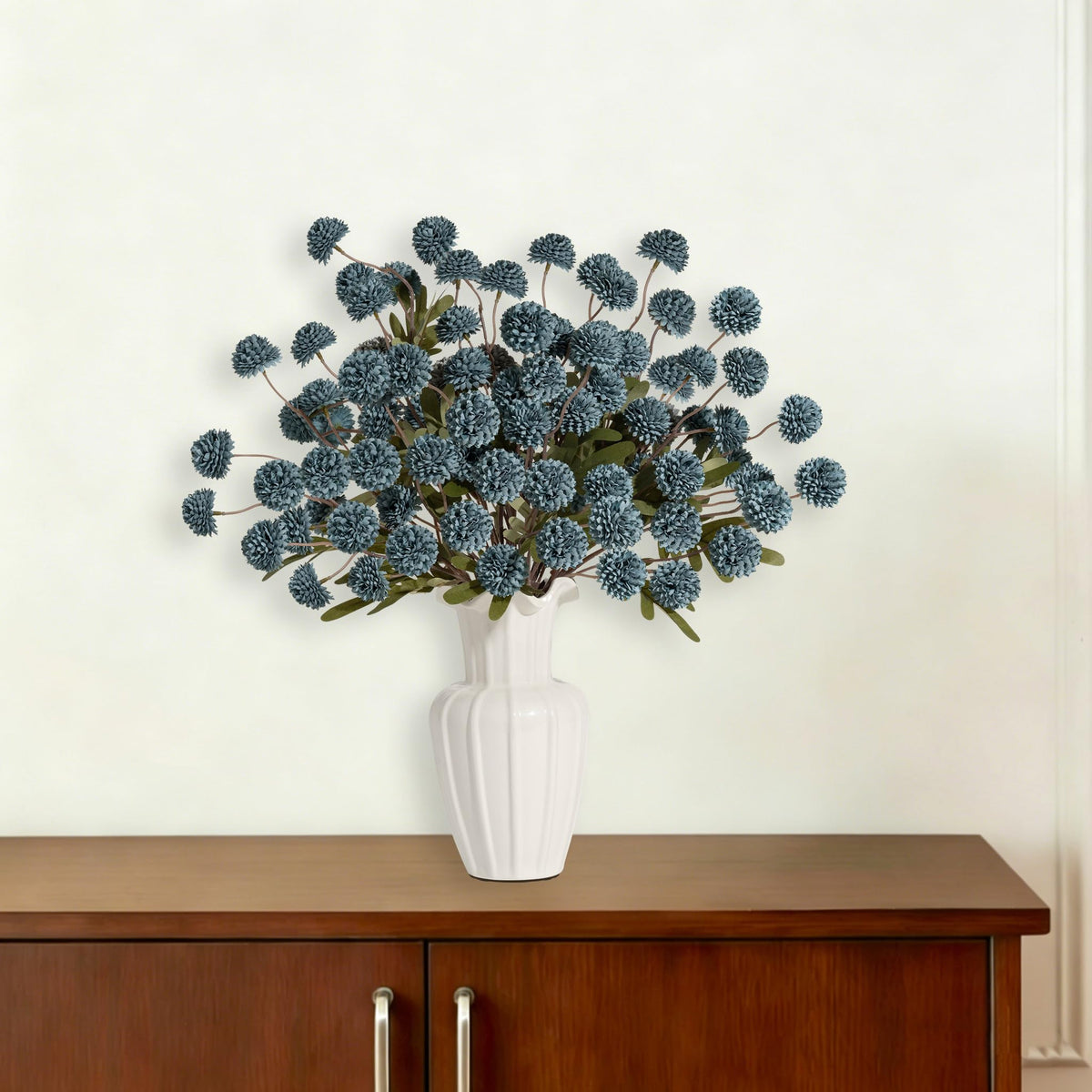 Senjie no-water maintenance faux flowers provide year-round beauty.