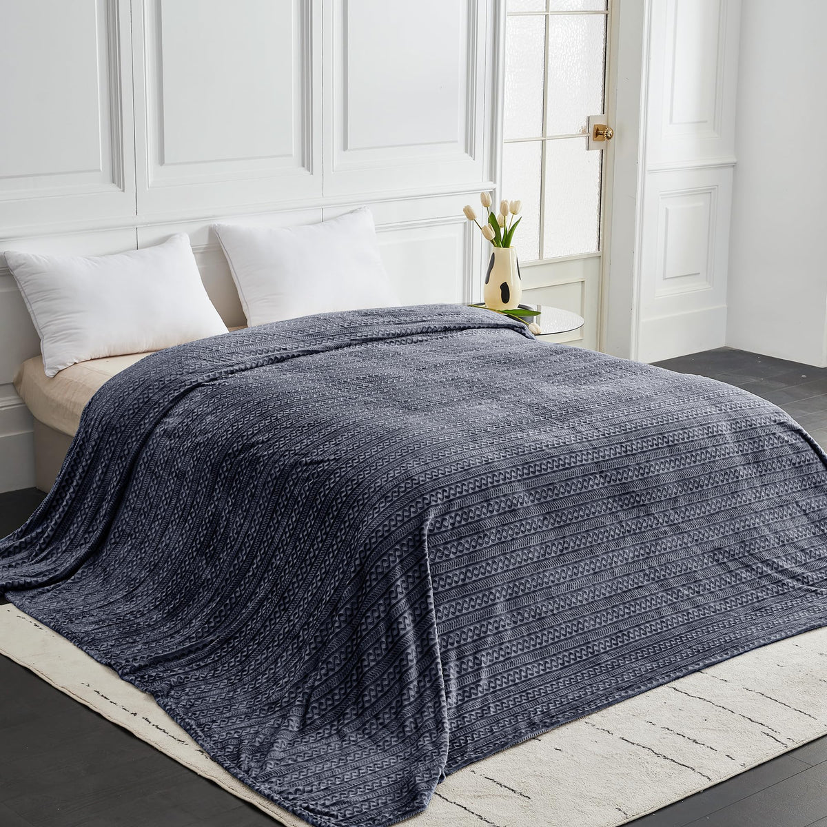 Serenhom bed and sofa scene demonstrates inviting comfort for family cuddles.