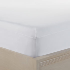 Secure elastic deep-pocket fit on Serta Power Chill queen cover