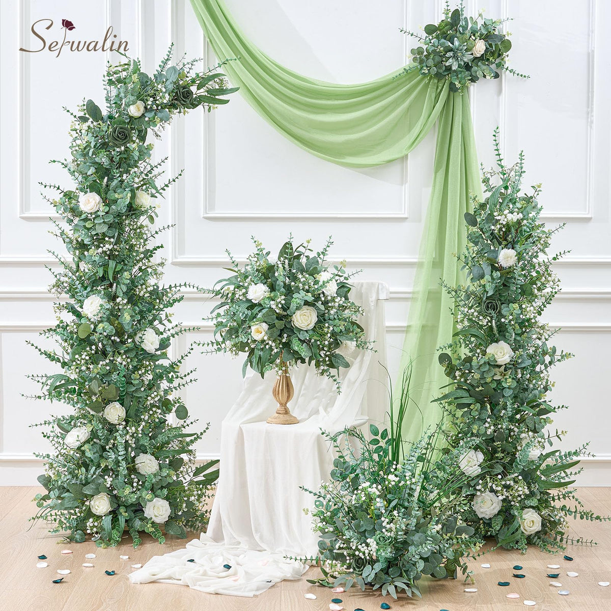 Serwalin lavender buds give soft color accents for romantic centerpieces