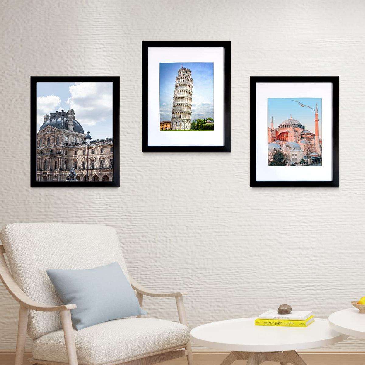 SESEAT wall-mounted frame in black for gallery-ready displays.