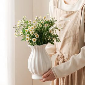 SEUYUCL versatile display works on desks, mantels, or table centerpieces