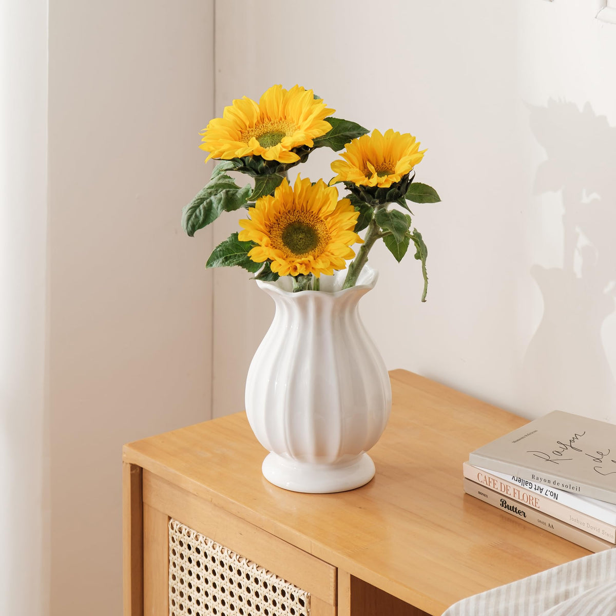 SEUYUCL interior is waterproof, suitable for fresh stems or dried arrangements