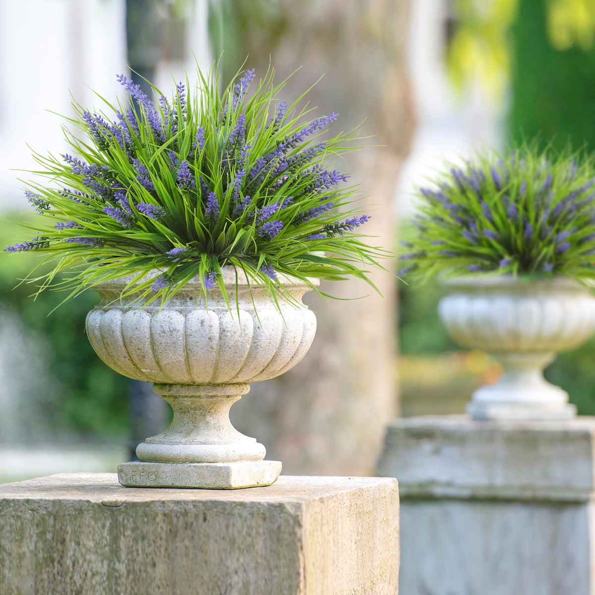 Sggvecsy faux lavender arrangement ideal for centerpieces and gifts.