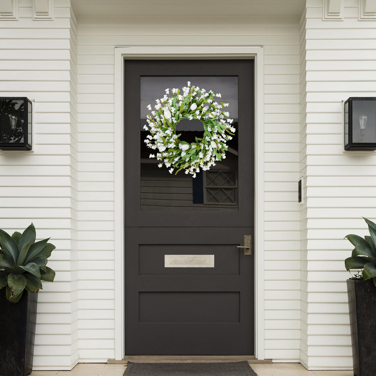 Sggvecsy greenery and flowers elevate living room and entryway aesthetics