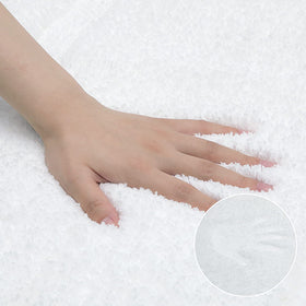 SHACOS white bathroom rug set, front view, ideal for vanity or sink areas