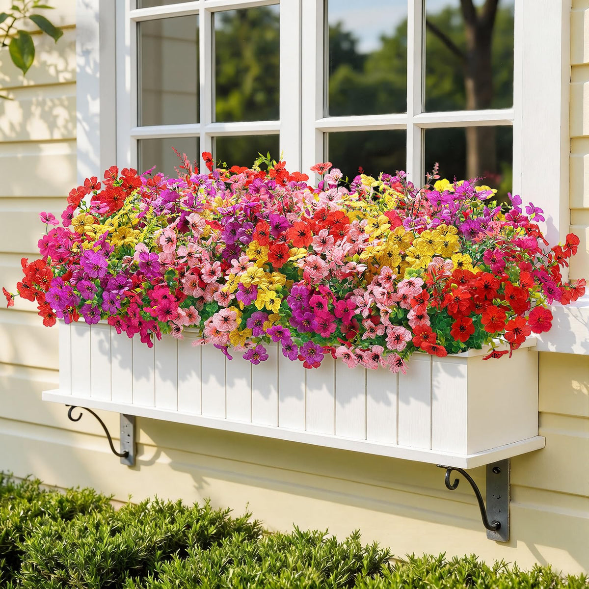 SHareconn low-maintenance artificial plants save watering time