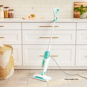 Shark S1000 steam mop swivel steering in action