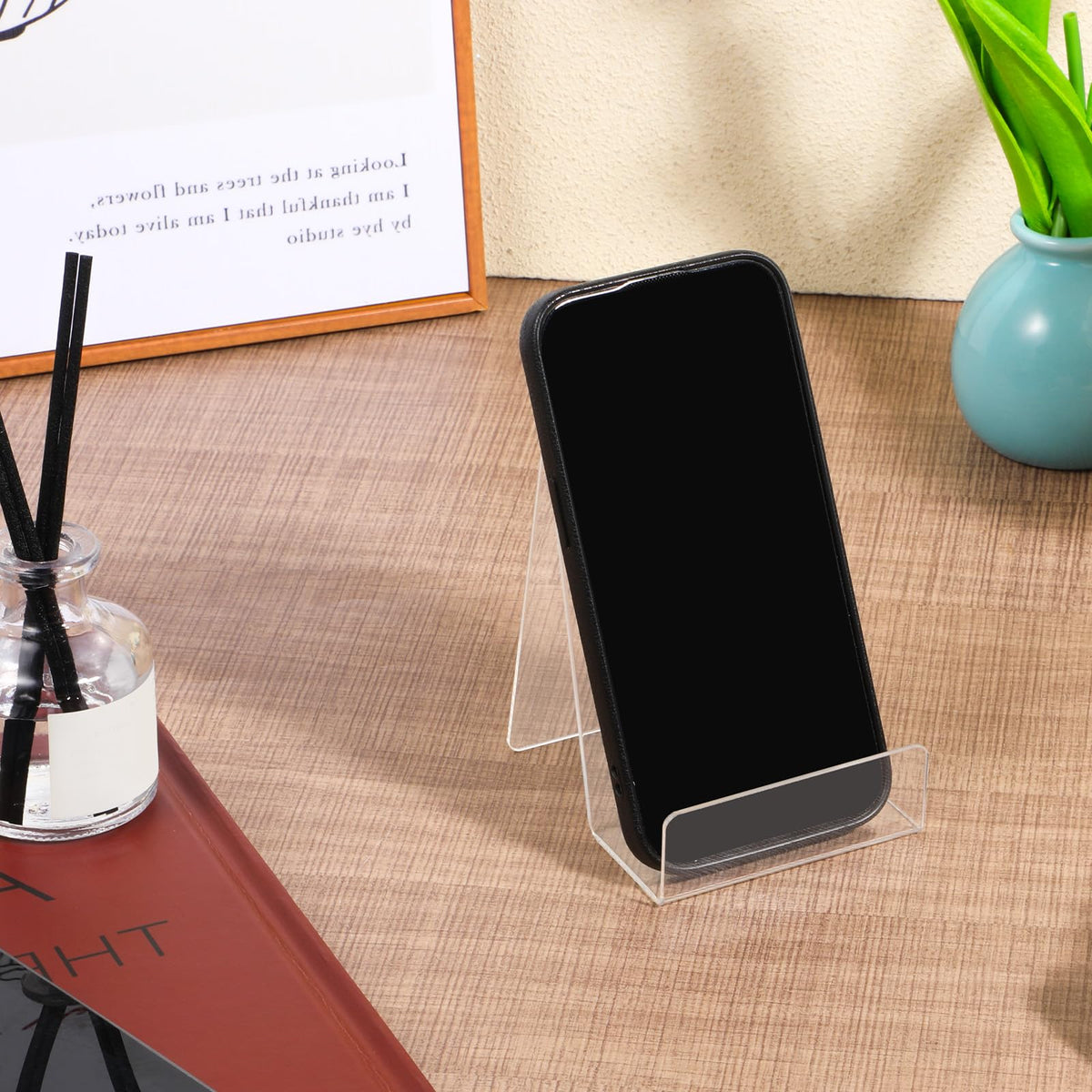 SHENLIU office and home display solution fits shelves and desks
