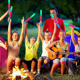 SHQDD neon foam glow sticks decorate weddings and celebrations.