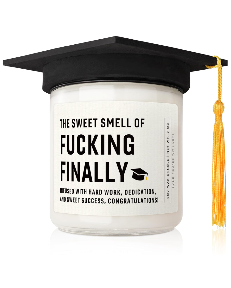 Shqiueos graduation candle with cap lid, a stylish keepsake for graduates.