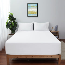 Shunjie.Home queen fitted sheet in white with a 16-inch pocket for thick mattresses.