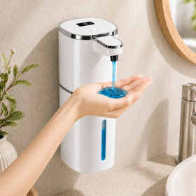 Sigerio dispenser with 9-level dispensing for precise cleaning control.