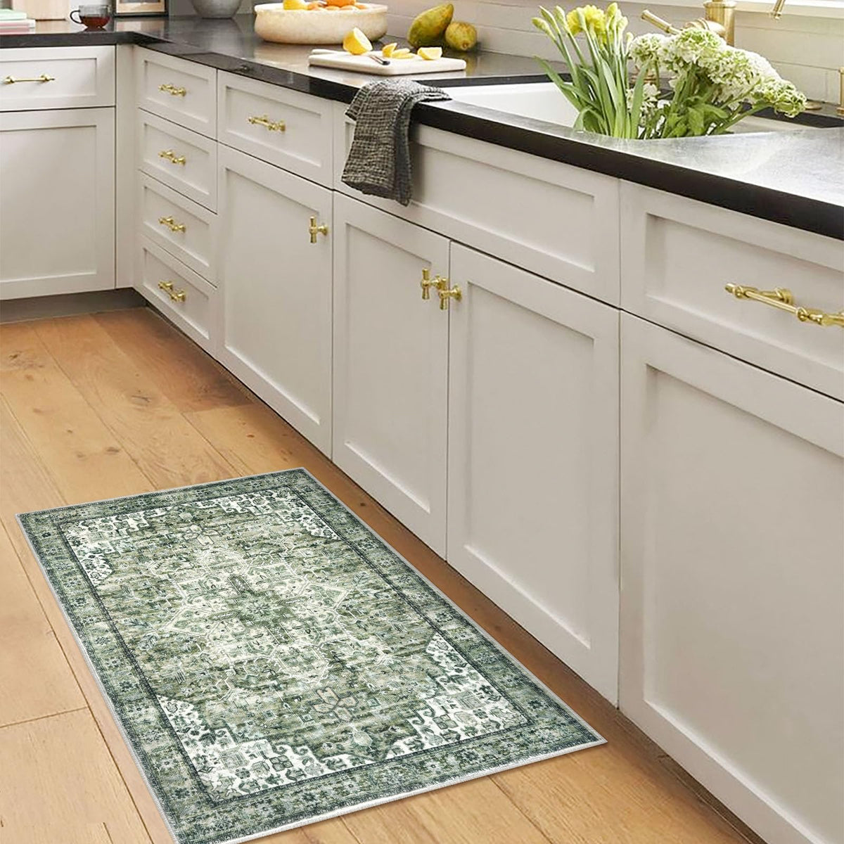 SIILOOM kitchen rug with non-slip backing, ideal for busy prep areas