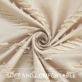 Siiluminisoy chevron texture adds depth and modern appeal to beige shower curtain