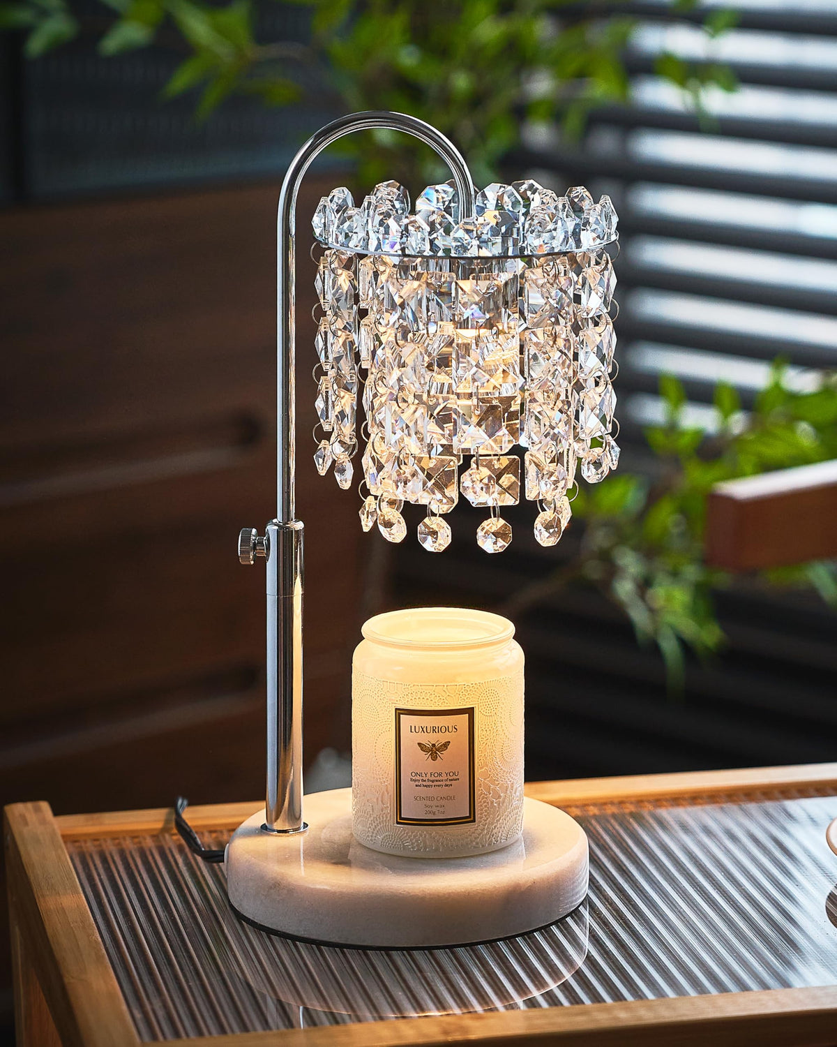 SIJIHOME crystal candle warmer lamp with crystal shade for vibrant ambience