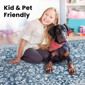 SILOLOOM rug in entryway creates welcoming ambiance with durable low-pile surface.