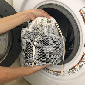 Simple Ecology bag protects garments from snagging and stretching in the washer.
