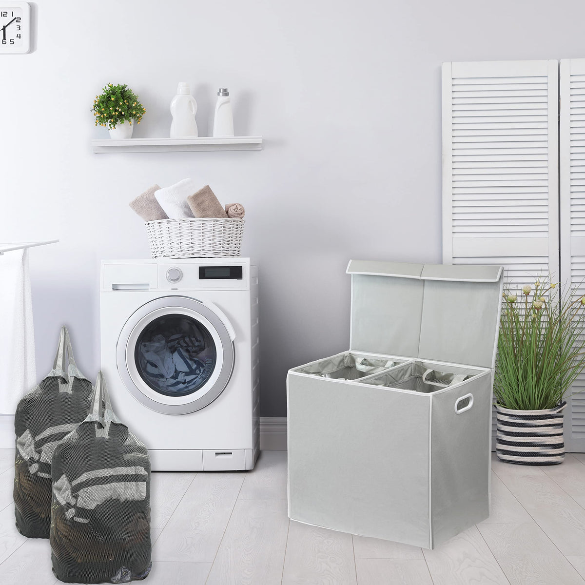 Simple Houseware double laundry hamper with removable bags for easy transfer to washer.